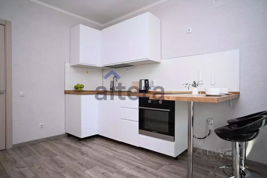 1-к кв. Татарстан, Казань ул. Фикрята Табеева, 1 (33.4 м) - Фото 2