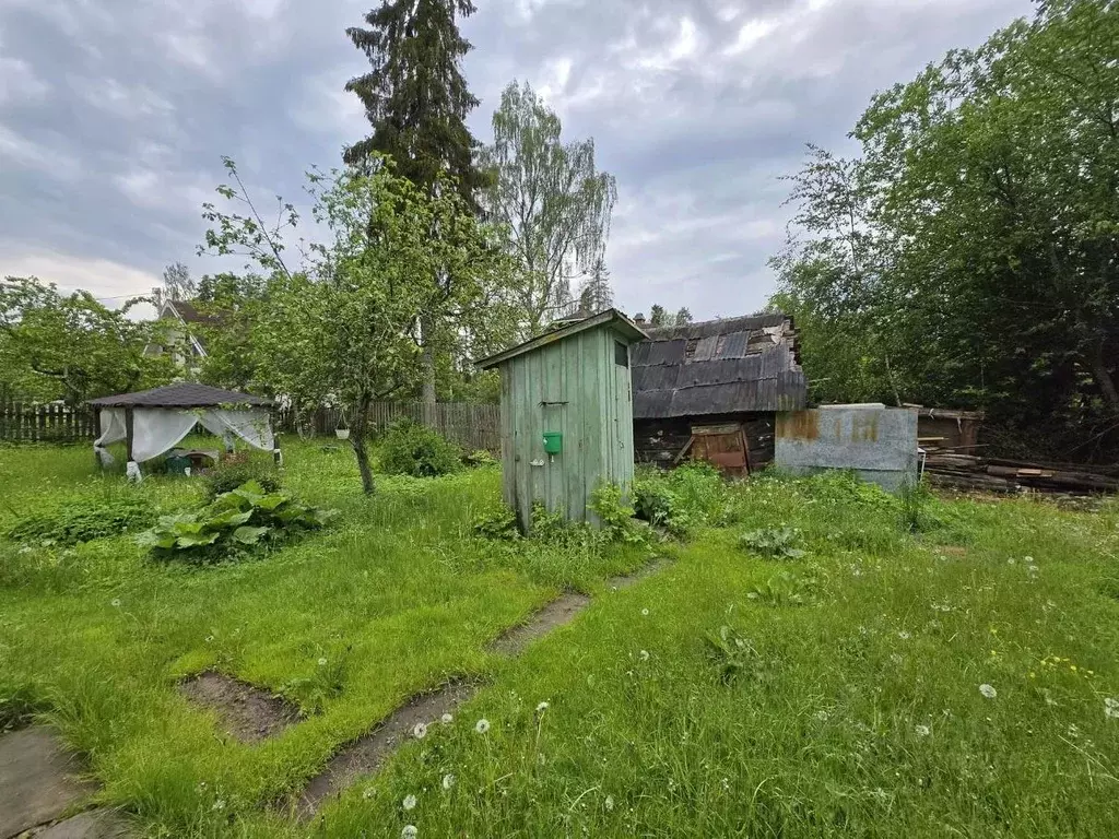 Участок в Ленинградская область, Гатчинский район, Вырица городской ... - Фото 1