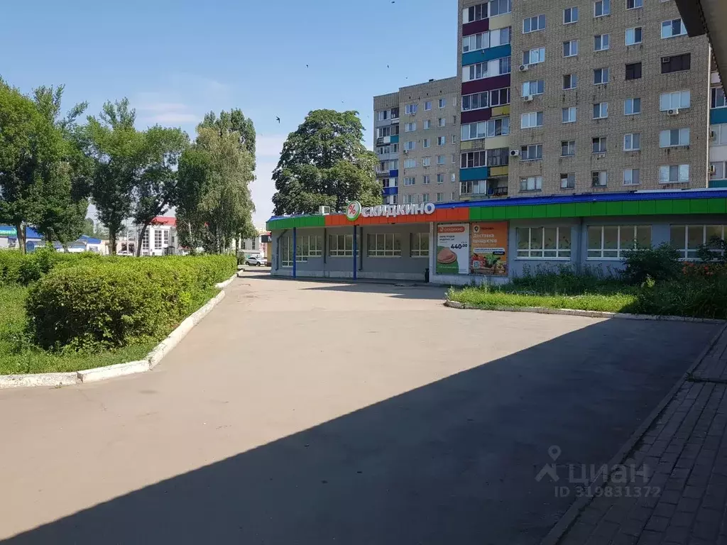 Помещение свободного назначения в Саратовская область, Балаково ул. ... - Фото 1