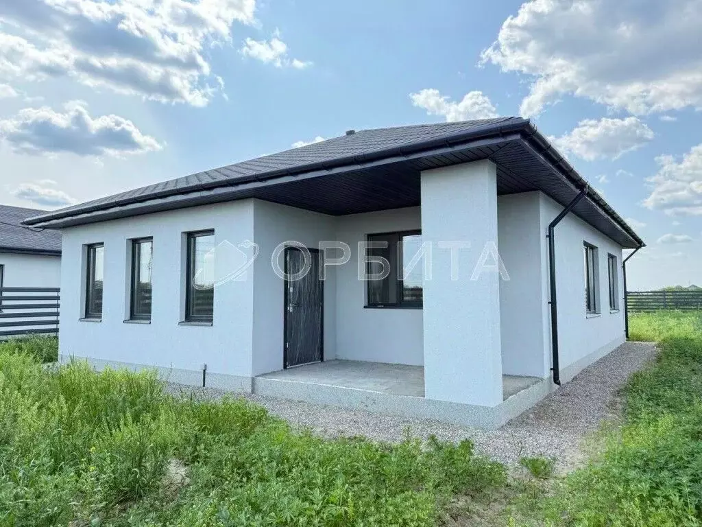 Дом в Тюменская область, Тюменский район, с. Успенка  (100 м) - Фото 0