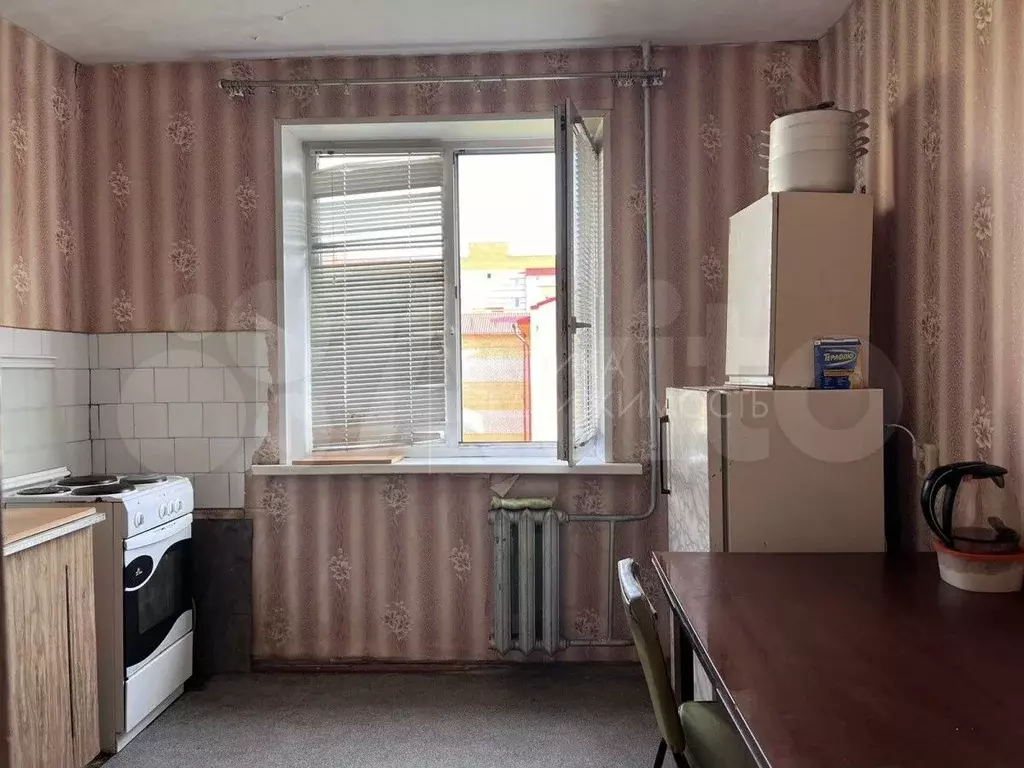 2-к. квартира, 50 м, 1/9 эт. - Фото 1