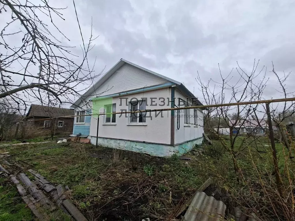 Дом в Орловская область, Свердловский район, Змиевка городское ... - Фото 1