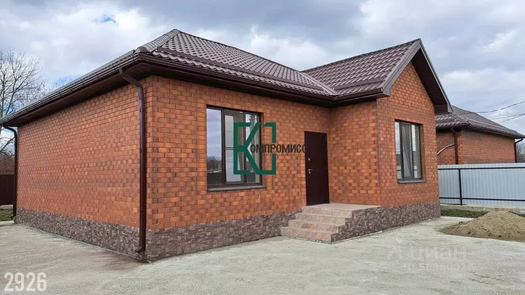 Дом в Краснодарский край, Абинск Западная ул., 103 (92 м) - Фото 0