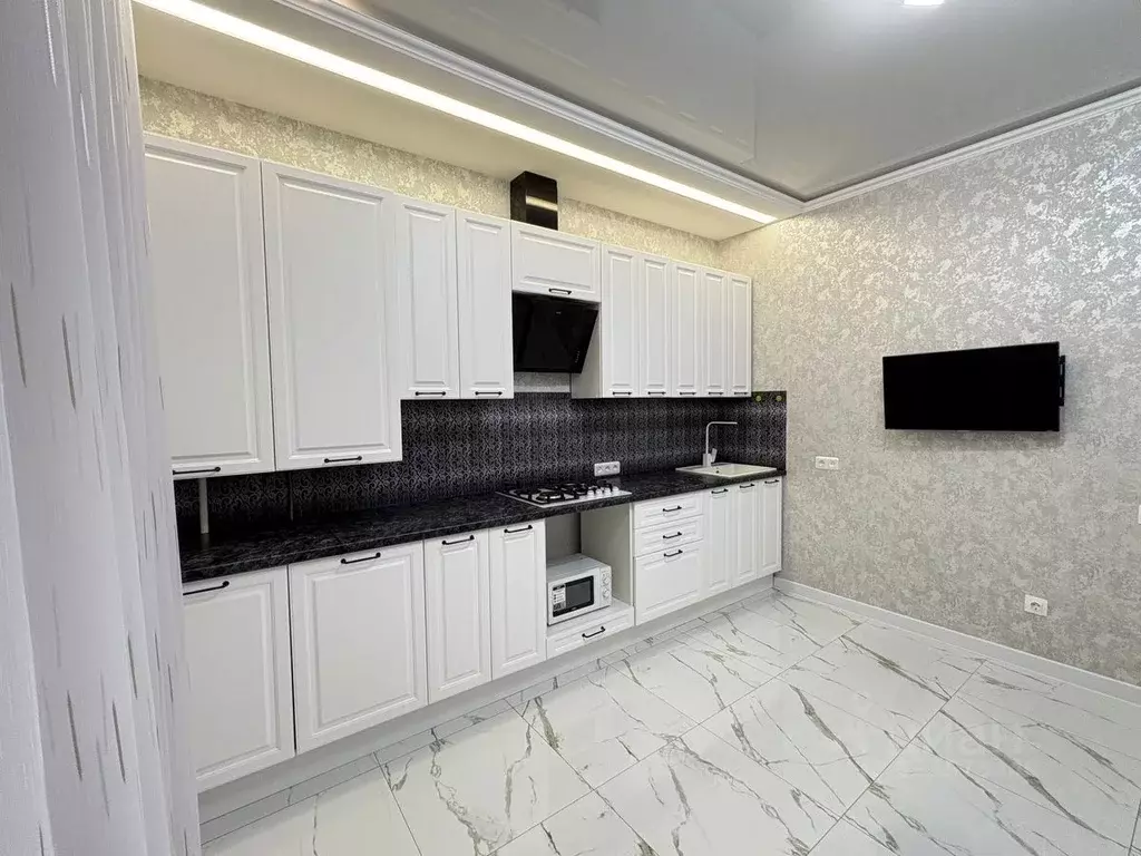 1-к кв. Краснодарский край, Горячий Ключ ул. Репина, 15 (40.0 м) - Фото 2