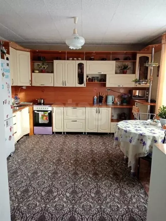 Дом в Амурская область, Бурейский муниципальный округ, с. Малиновка ... - Фото 1