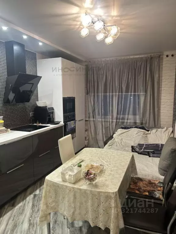 2-к кв. Московская область, Лобня ул. Ленина, 71 (61.0 м) - Фото 0