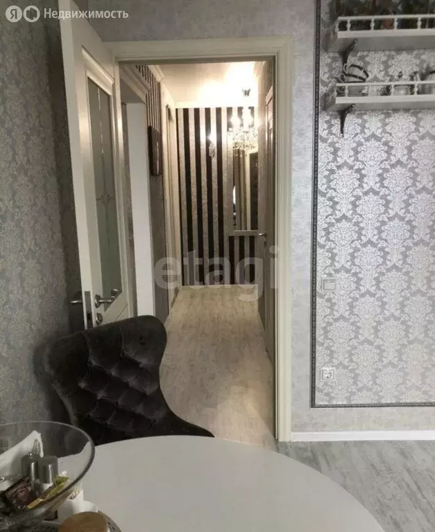 1-комнатная квартира: Ялуторовск, улица Свободы, 164к2 (42.5 м) - Фото 1