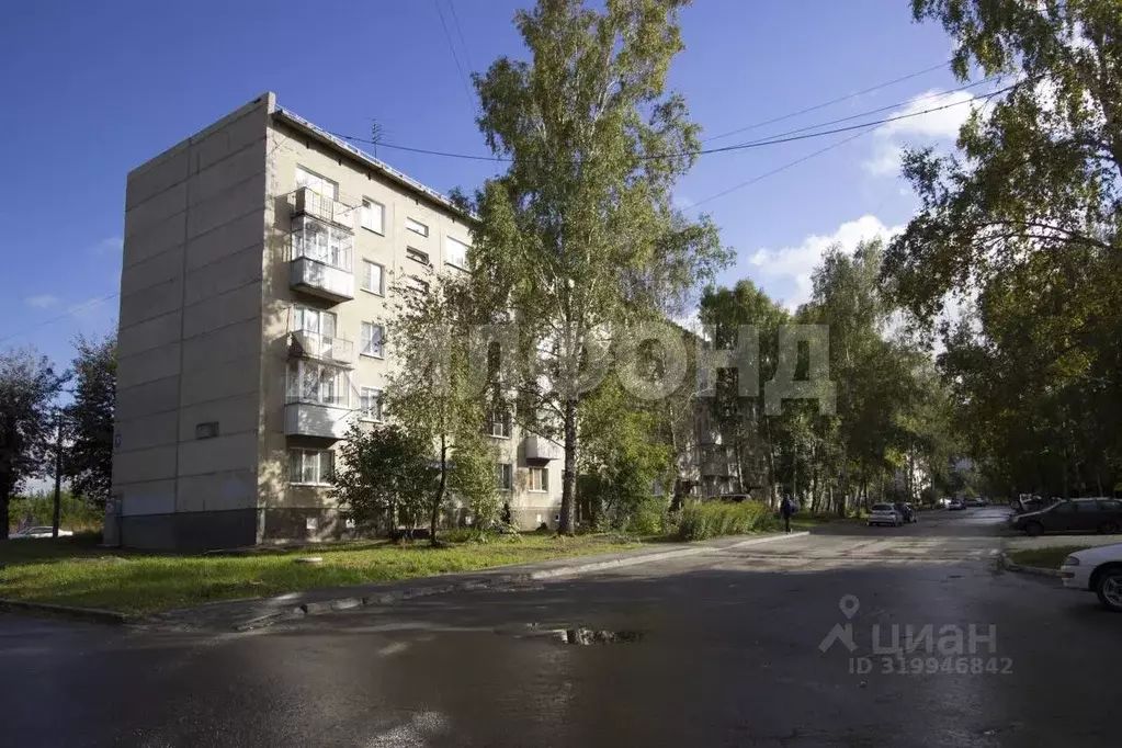 3-к кв. Новосибирская область, Новосибирск ул. Твардовского, 10 (60.2 ... - Фото 1