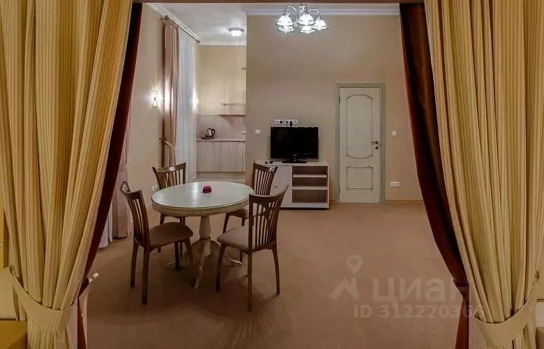 2-к кв. Санкт-Петербург наб. Лейтенанта Шмидта, 37 (75.0 м) - Фото 1
