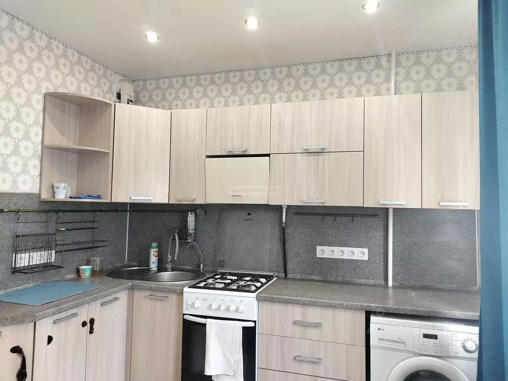 2-к кв. Белгородская область, Белгород ул. Есенина, 16 (51.0 м) - Фото 1