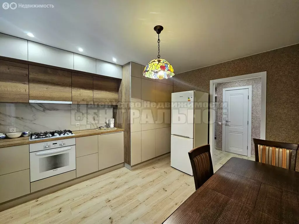 2-комнатная квартира: Смоленск, проспект Гагарина, 39Б (70 м) - Фото 1