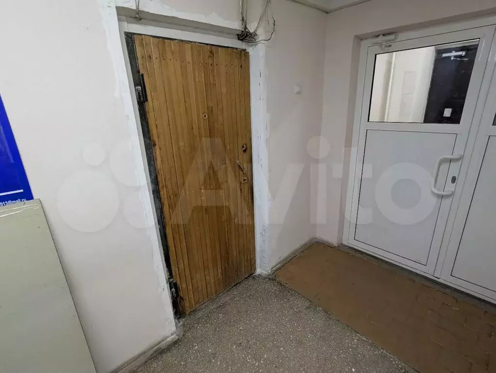 Комната 18 м в 1-к., 1/9 эт. - Фото 0