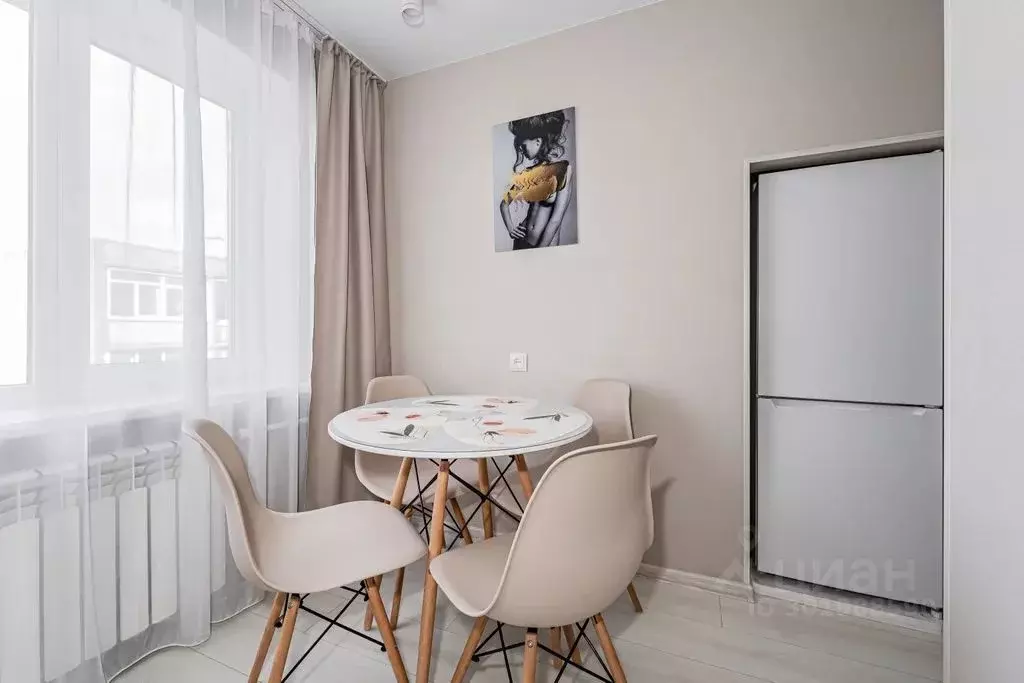 2-к кв. Калининградская область, Янтарный пгт ул. Советская, 110 (45.0 ... - Фото 2