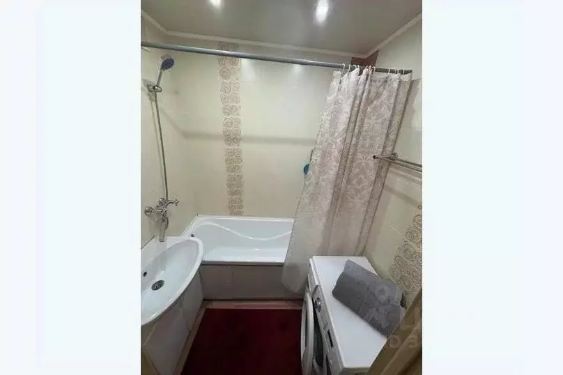 1-к кв. Курганская область, Курган Заозерный жилрайон, 5-й мкр, 18 ... - Фото 1