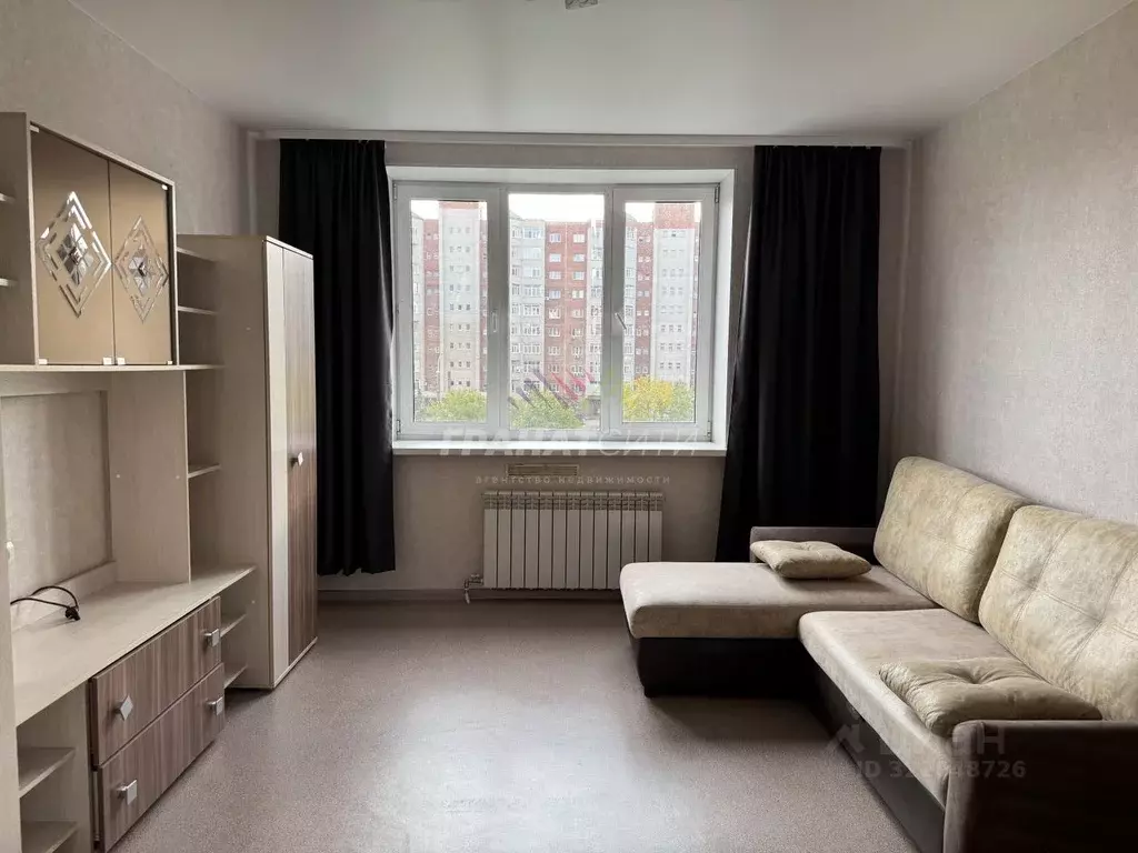 1-к кв. Омская область, Омск просп. Комарова, 14к1 (44.0 м) - Фото 1