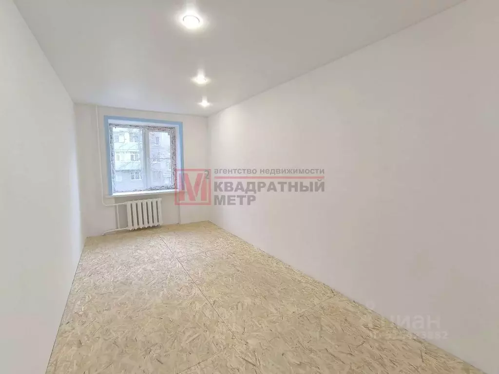 3-к кв. Белгородская область, Старый Оскол Горняк мкр, 21 (61.0 м) - Фото 0