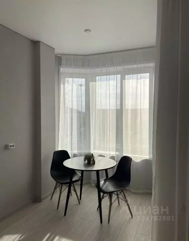 Студия Хакасия, Абакан ул. Генерала Тихонова, 8/2 (27.0 м) - Фото 2