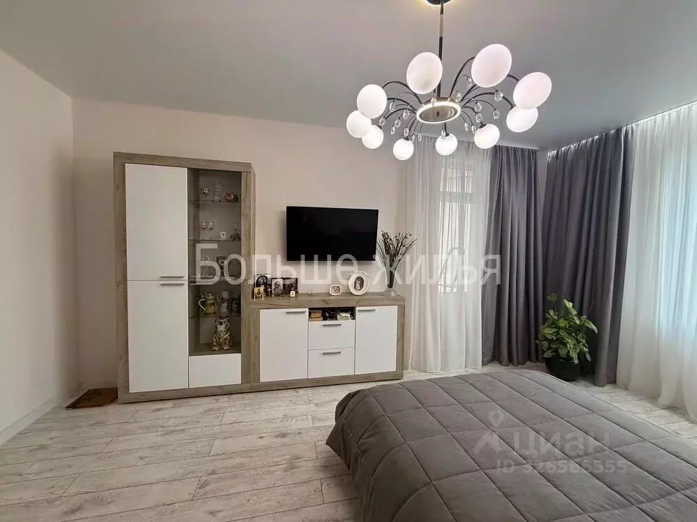 1-к кв. Волгоградская область, Волгоград Донецкая ул., 14 (54.1 м) - Фото 2