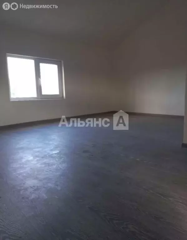 Дом в село Суворовское, улица Чапаева (110 м) - Фото 1