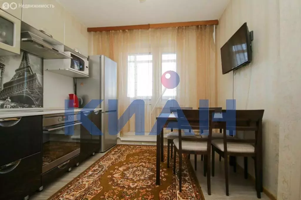 2-комнатная квартира: Красноярск, улица Чернышевского, 104 (40.1 м) - Фото 0