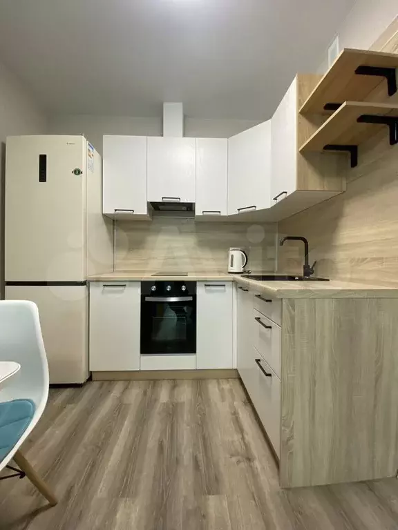 7-к. квартира, 40 м, 7/16 эт. - Фото 0
