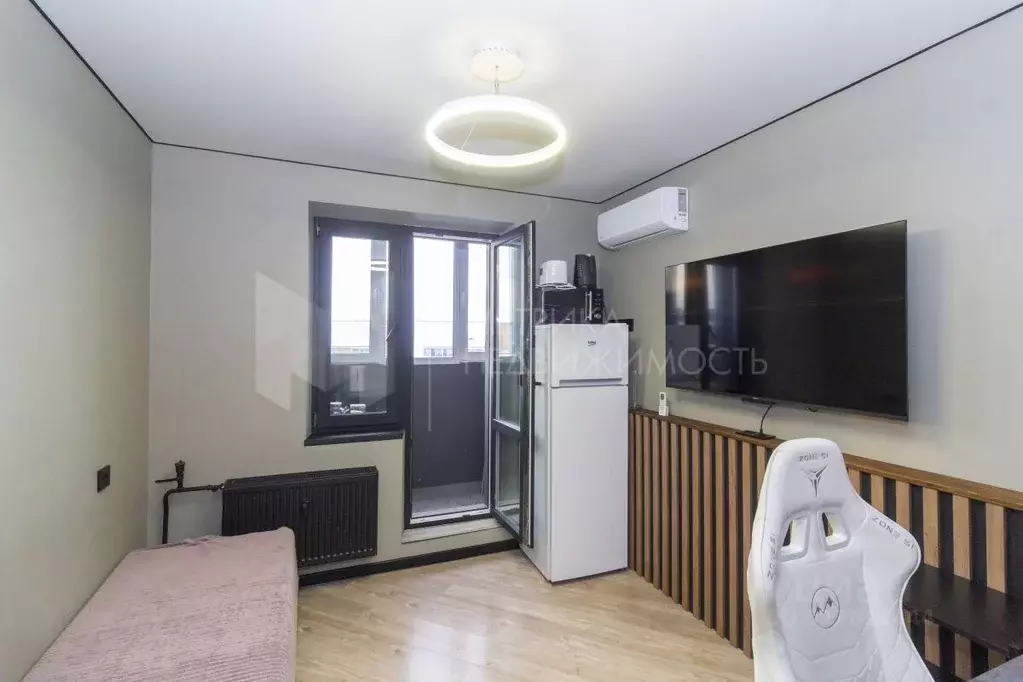 Студия Тюменская область, Тюмень ул. Новоселов, 111 (15.0 м) - Фото 1