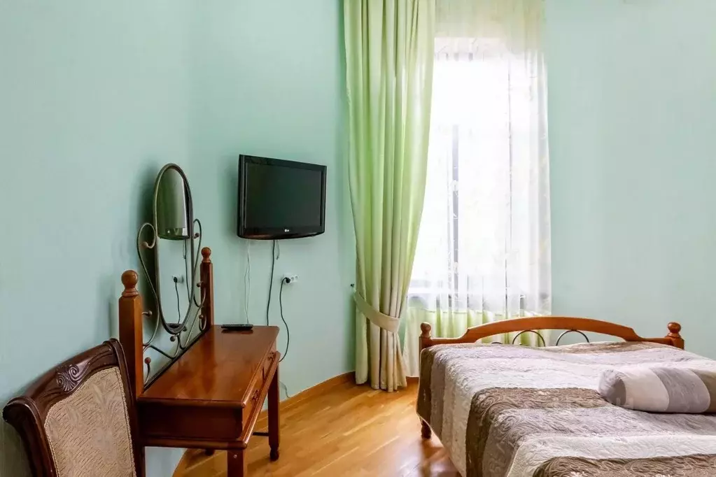 Комната Ставропольский край, Кисловодск просп. Ленина, 16 (28.0 м) - Фото 0