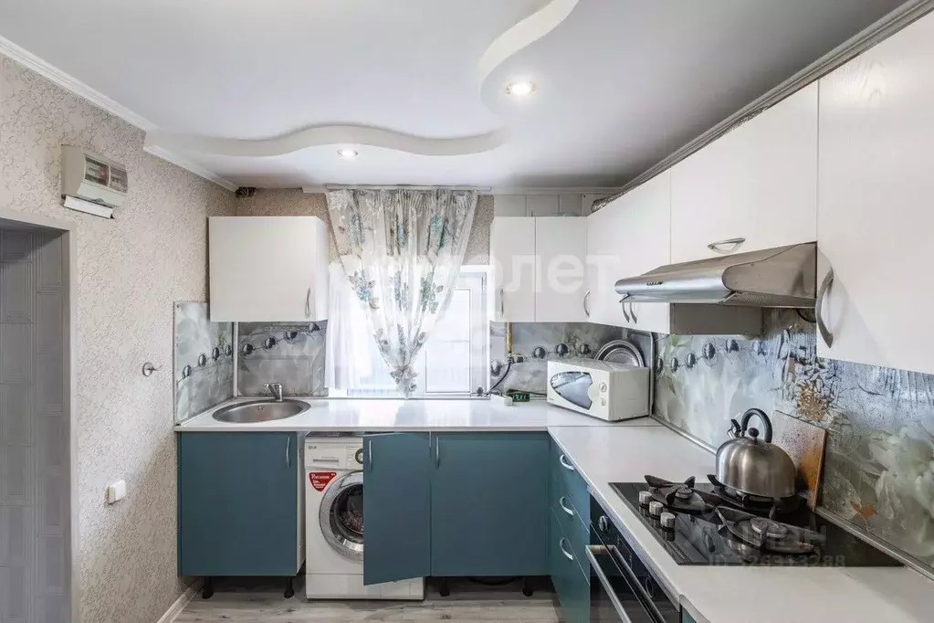 Дом в Омская область, Омск ул. 16-я Линия, 156 (31 м) - Фото 1