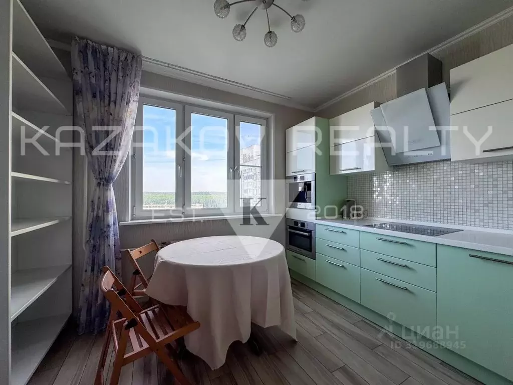 2-к кв. Москва бул. Адмирала Ушакова, 18 (57.6 м) - Фото 0
