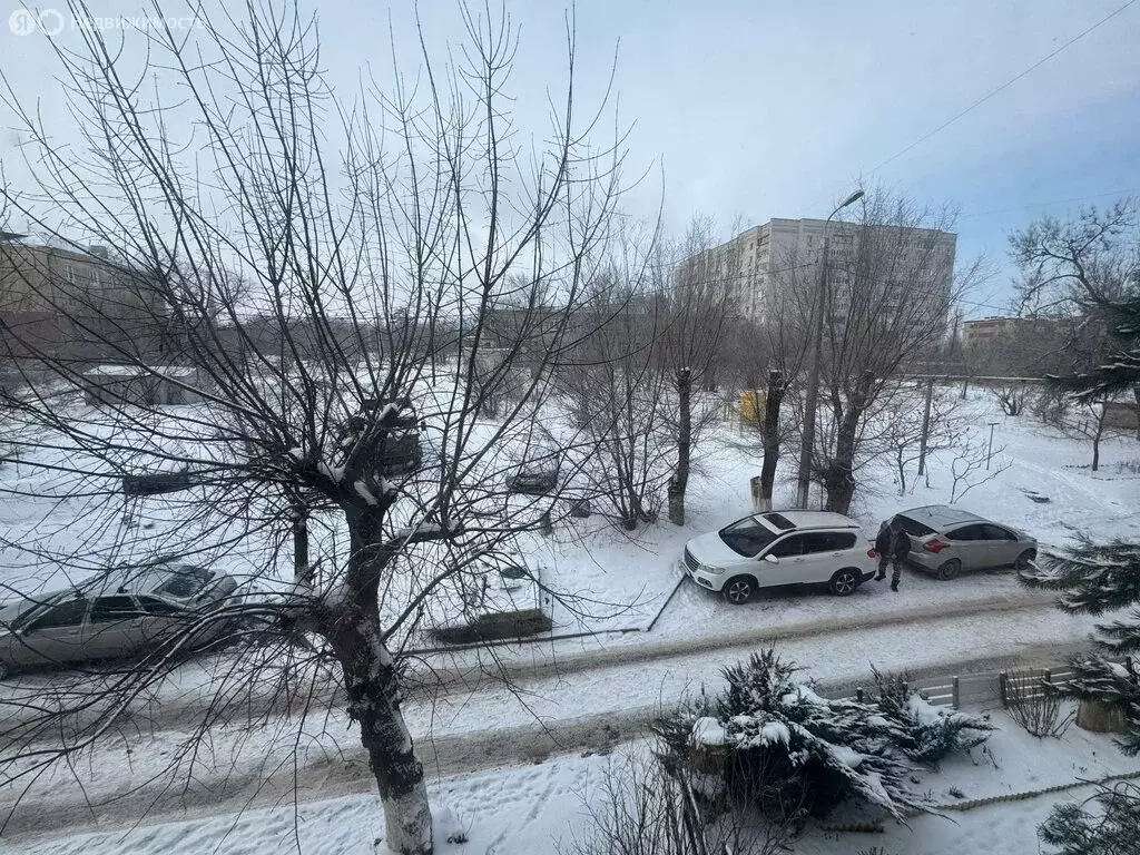 3-комнатная квартира: Волгоград, Шауляйская улица, 8 (57.8 м) - Фото 2