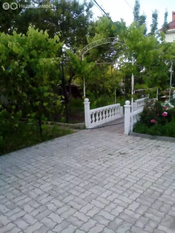 Дом в Симферополь, улица Дружбы, 25 (260 м) - Фото 1