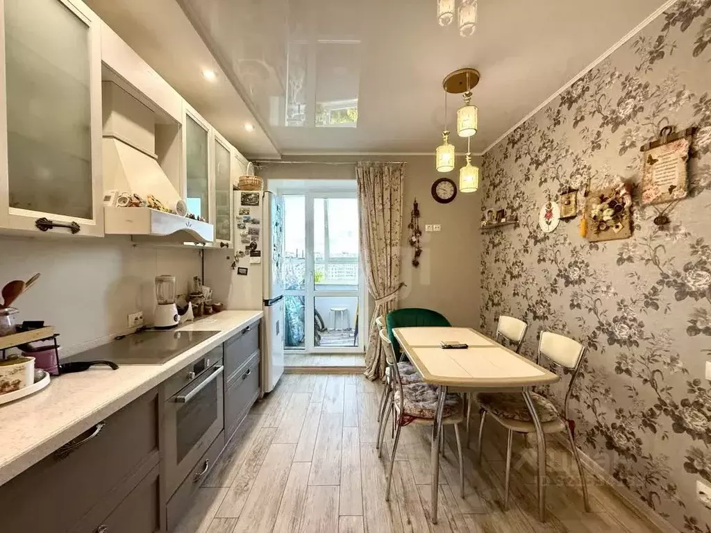 3-к кв. Коми, Сыктывкар просп. Бумажников, 50 (88.4 м) - Фото 1