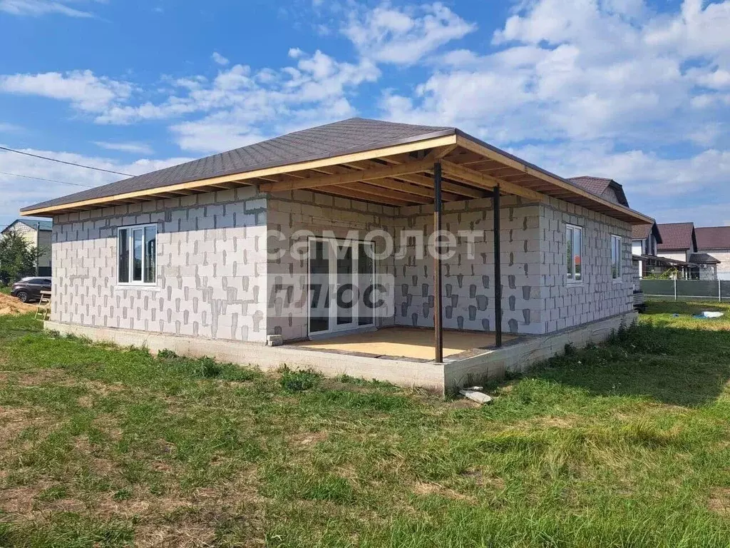 Дом в Липецкая область, Грязи пл. Красная (150 м) - Фото 1