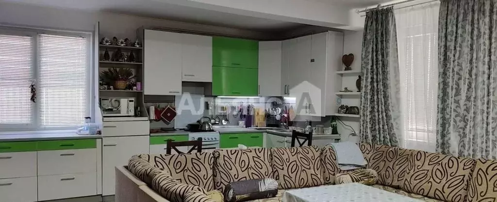 Дом в Ростовская область, Волгодонск Братская ул. (121 м) - Фото 1