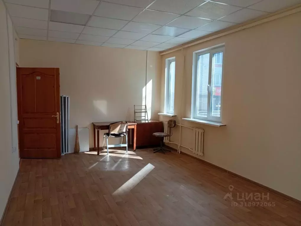 Помещение свободного назначения в Брянская область, Брянск ул. ... - Фото 1