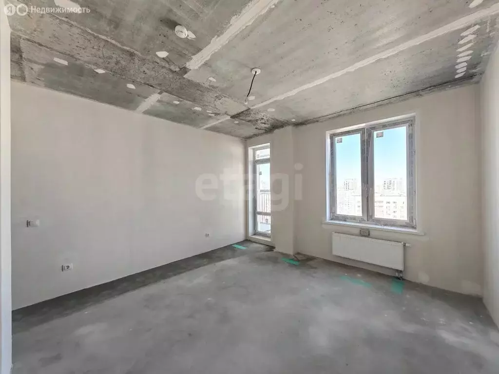 1-комнатная квартира: Тюмень, улица Валентины Трофимовой, 8 (40.2 м) - Фото 2