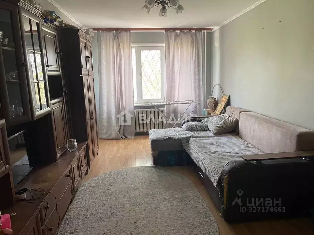 3-к кв. Бурятия, Улан-Удэ Коллективная ул., 13 (58.2 м) - Фото 1