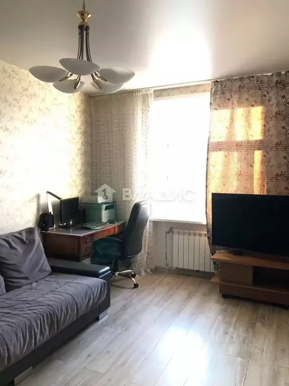 3-к кв. Бурятия, Улан-Удэ ул. Гастелло, 15 (65.0 м) - Фото 0
