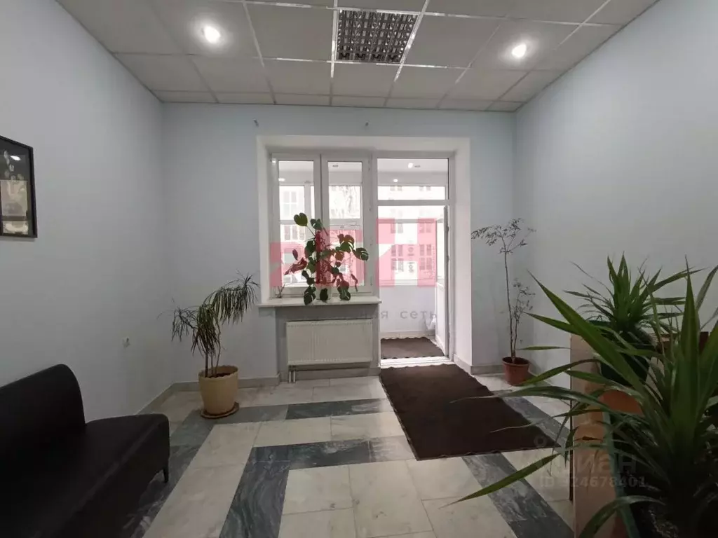 Офис в Тюменская область, Тюмень ул. Володарского, 17 (206 м) - Фото 1