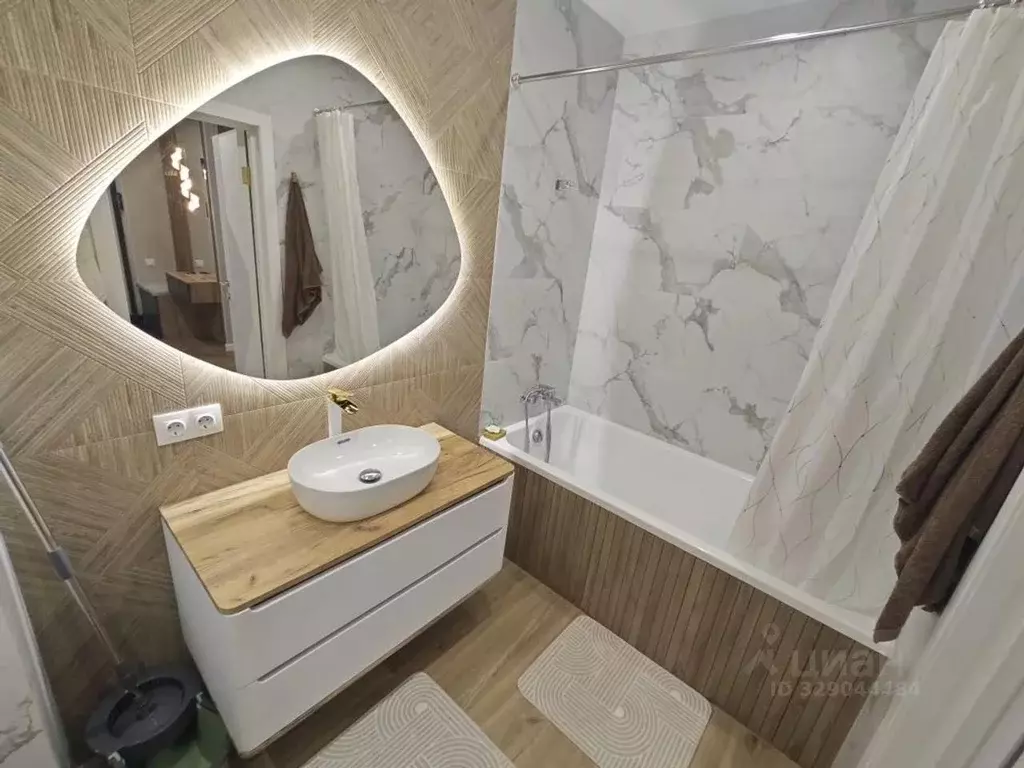 2-к кв. Тюменская область, Тюмень Новгородская ул., 20 (65.0 м) - Фото 2