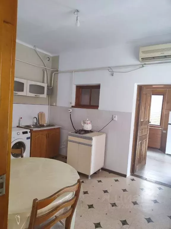 Дом в Краснодарский край, Северский район, Ильское городское ... - Фото 1