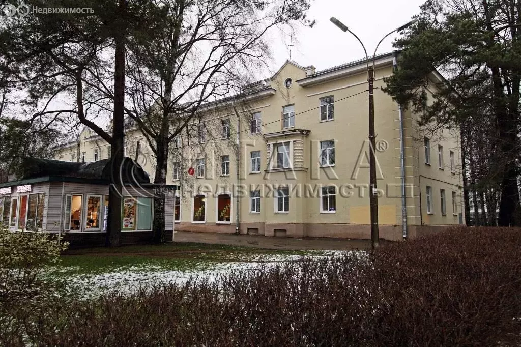 4-комнатная квартира: Зеленогорск, Вокзальная улица, 9к1 (80.8 м) - Фото 1