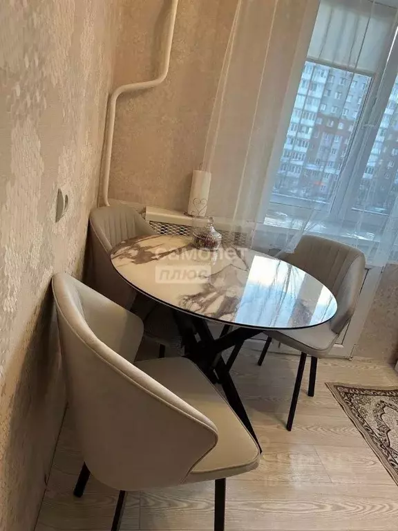 4-к кв. Омская область, Омск Мельничная ул., 122 (62.2 м) - Фото 1