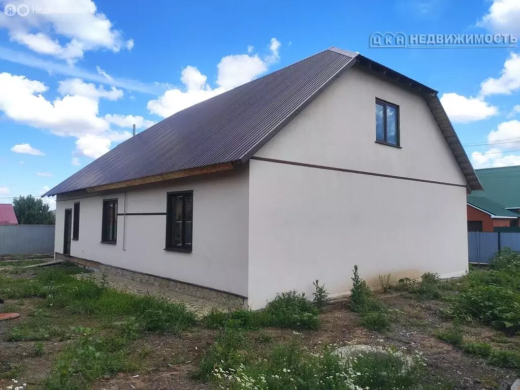 Дом в Оренбургский район, Подгородне-Покровский сельсовет, село ... - Фото 1