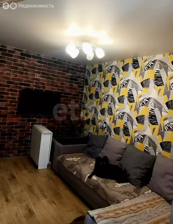 3-комнатная квартира: Пермь, улица Аркадия Гайдара, 12 (42.4 м) - Фото 1