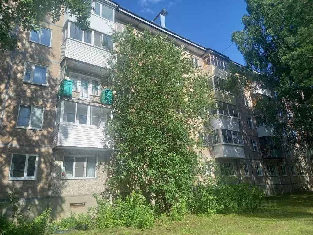 2-к кв. Коми, Сыктывкар ул. Старовского, 61 (45.0 м) - Фото 0
