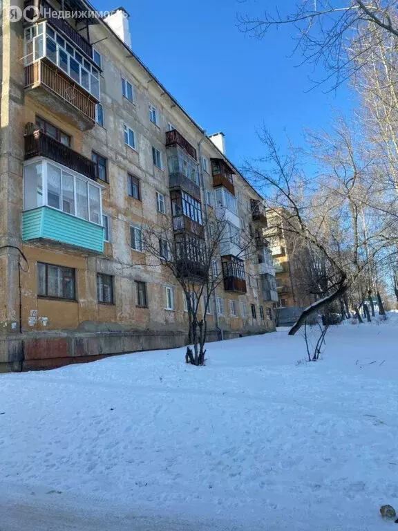 2-комнатная квартира: Кировград, Кировградская улица, 5 (43 м) - Фото 0