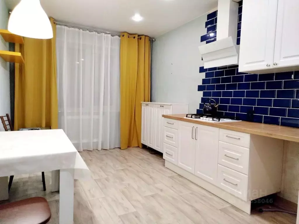 2-к кв. Саратовская область, Саратов ул. Лесная республика, 7А (60.5 ... - Фото 1