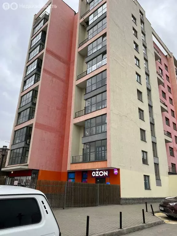 3-комнатная квартира: Берёзовский, улица Красных Героев, 18 (76.6 м) - Фото 1