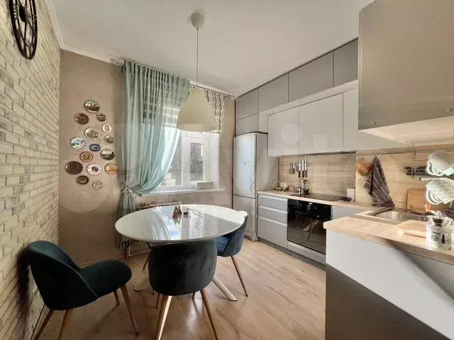2-к. квартира, 51,5 м, 2/5 эт. - Фото 0
